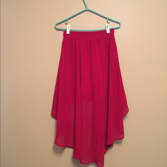 Red chiffon asymmetrical skirt - Picture 2 of 5